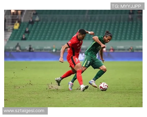 赛后分析:上海足球队与北京足球队球员个人能力对比与表现评估 赛后分析:上海足球队与北京足球队球员个人能力对比与表现评估