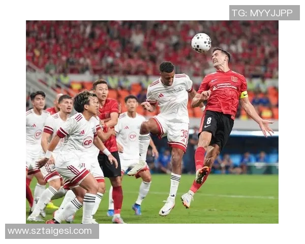 赛后分析：成都足球队与深圳足球队的战术配合与表现评估