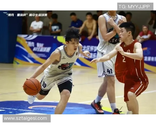 重庆篮球队的整体压制分析及其对比赛结果的影响探讨 重庆篮球队的整体压制分析及其对比赛结果的影响探讨